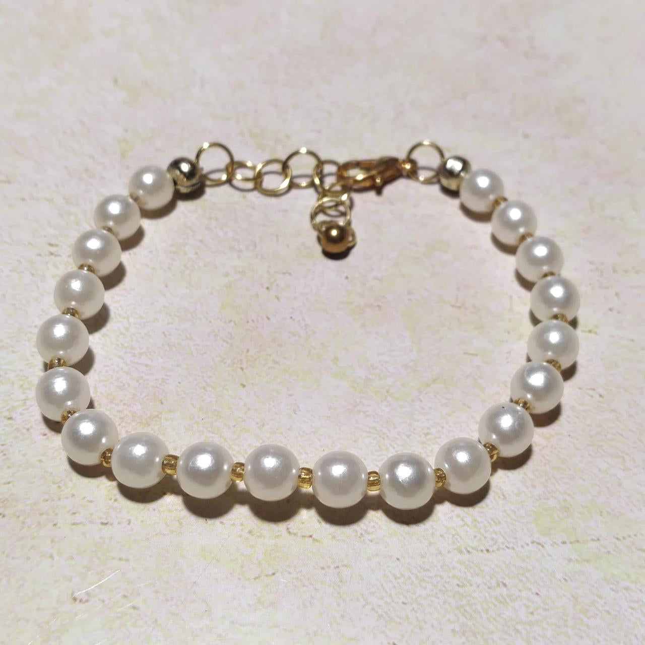 Pearl & Gold Bracelet