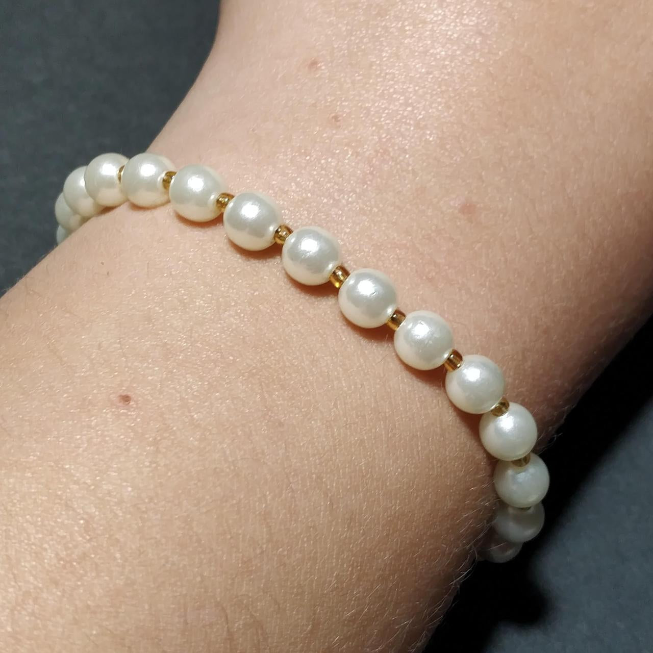 Pearl & Gold Bracelet