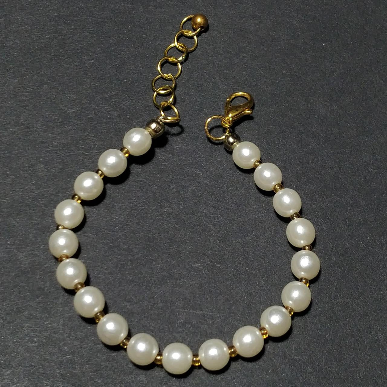 Pearl & Gold Bracelet