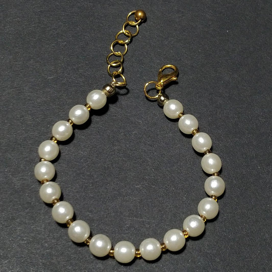 Pearl & Gold Bracelet