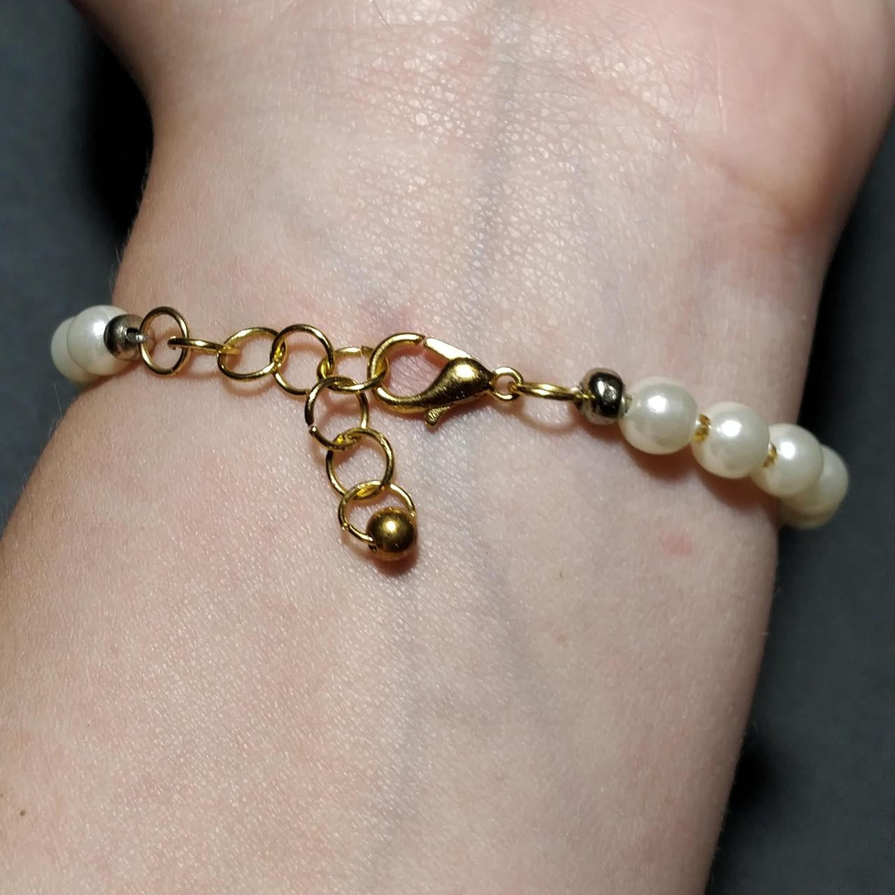 Pearl & Gold Bracelet