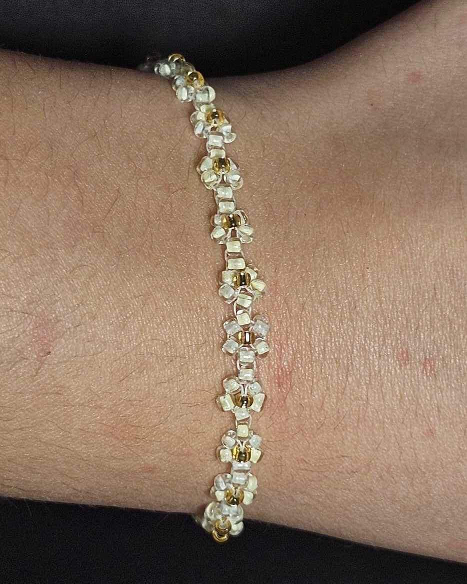 SeedBead Daisy Chain Bracelets