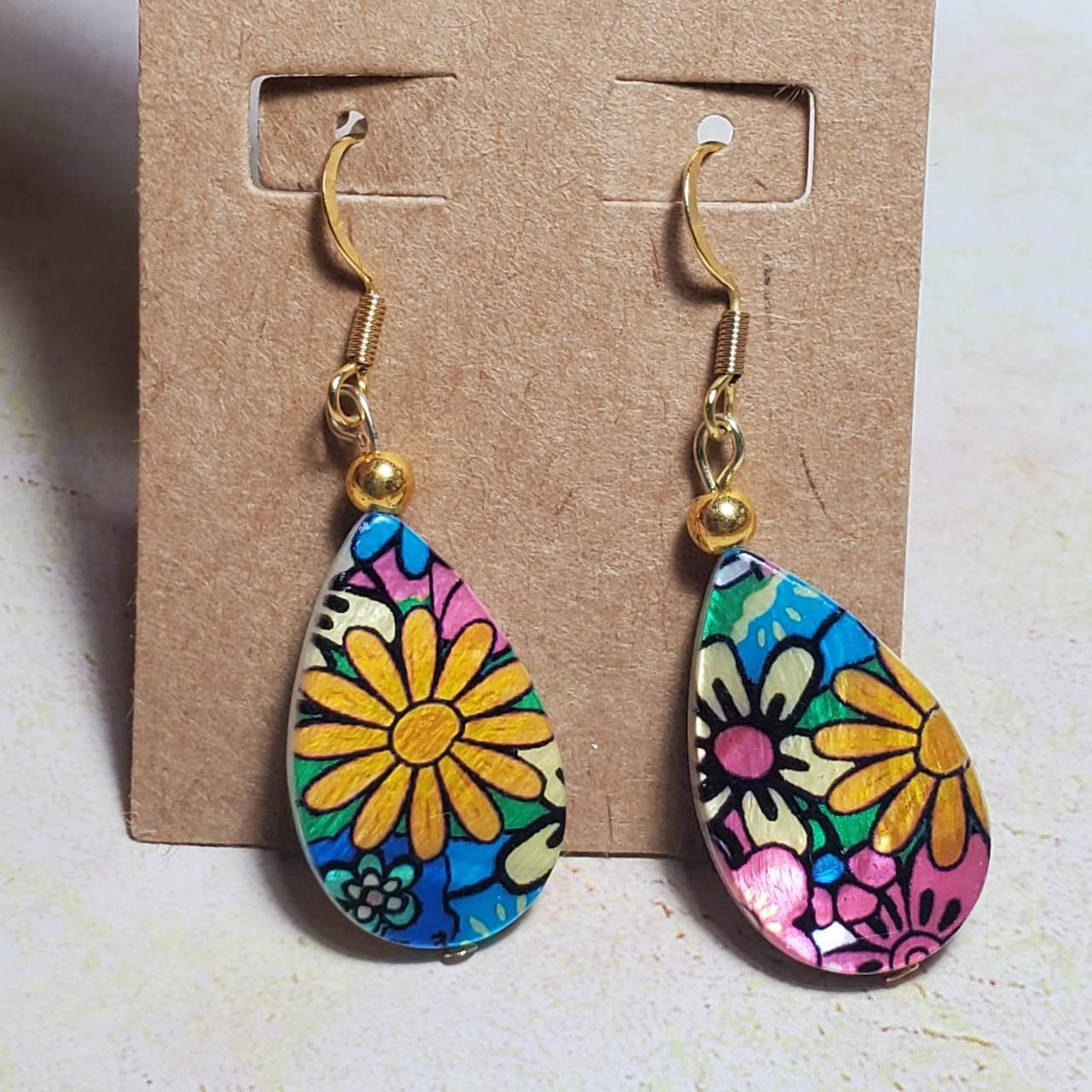 Shiny Flora Beaded Earrings