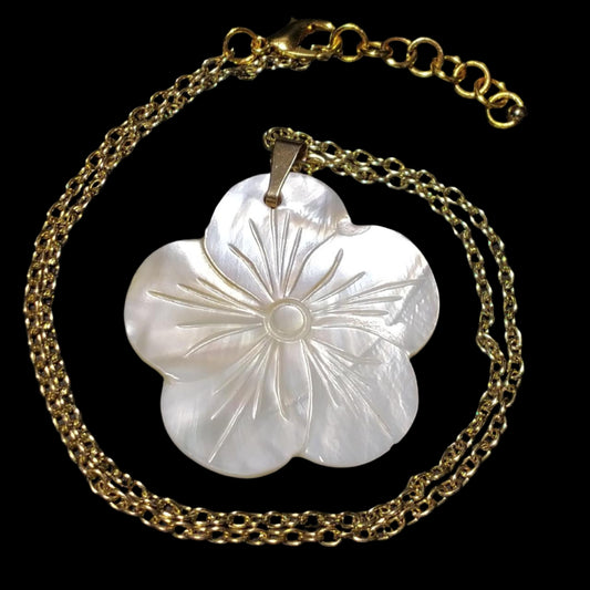 Flower Abalone Shell Necklace