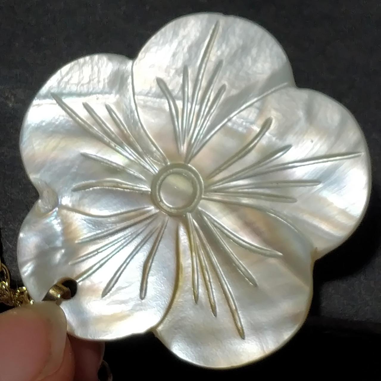 Flower Abalone Shell Necklace