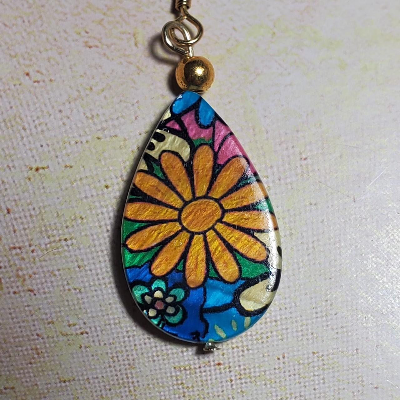 Shiny Flora Beaded Earrings