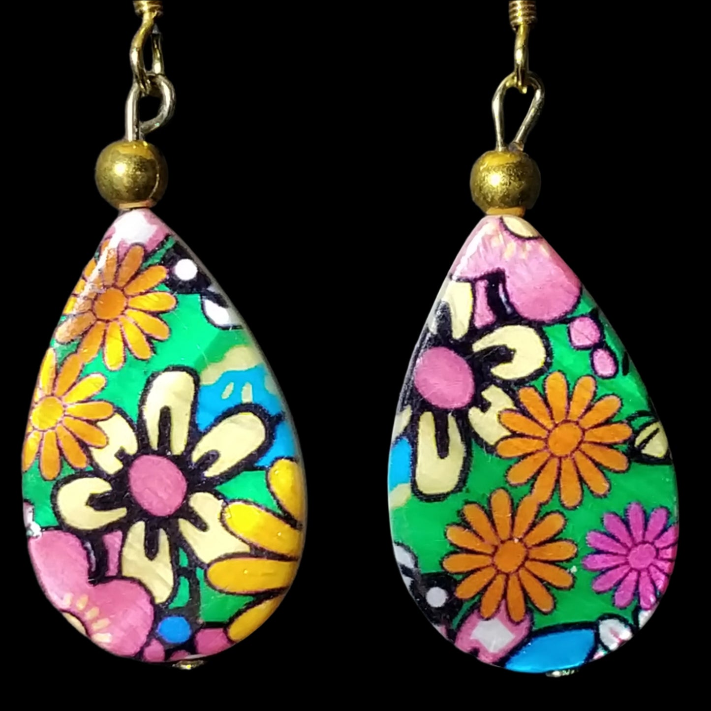 Shiny Flora Beaded Earrings